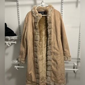 Weatherproof garment company faux fur jacket large